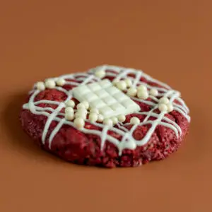 Cookie Red Velvet witte chocolade koek