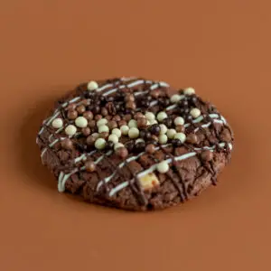 Cookie Triple Chocolate wit melk puur chocolade